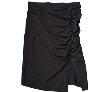NWOT’s Nine West black skirt size XXL Stetchy